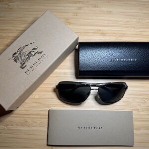 Burberry Black Sunglasses with Dark Lenses OBE3088